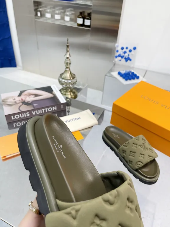 Louis Vuitton Shoe 